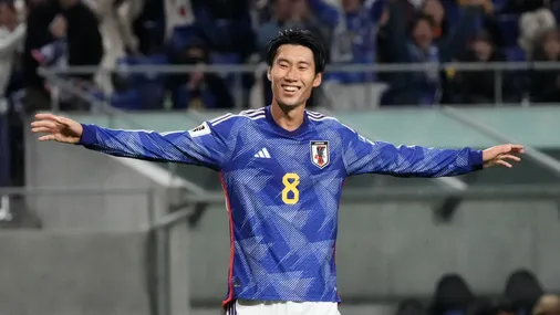 Crystal Palace have completed the signing of Japan international Daichi Kamada on a two-year deal