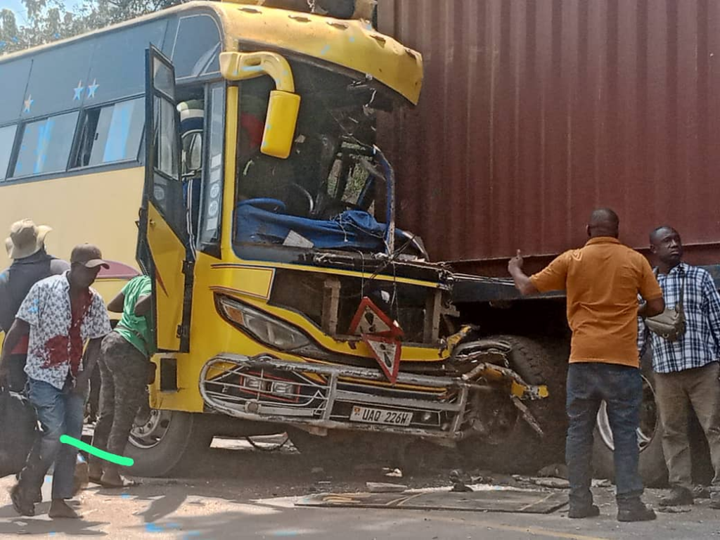 JUST IN: Scores injured in a road accident involving pokopoko bus coming from Kasese